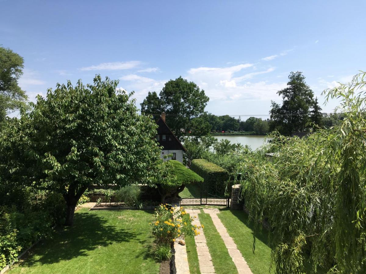 chata u rybníka Broumar Opočno Exterior foto